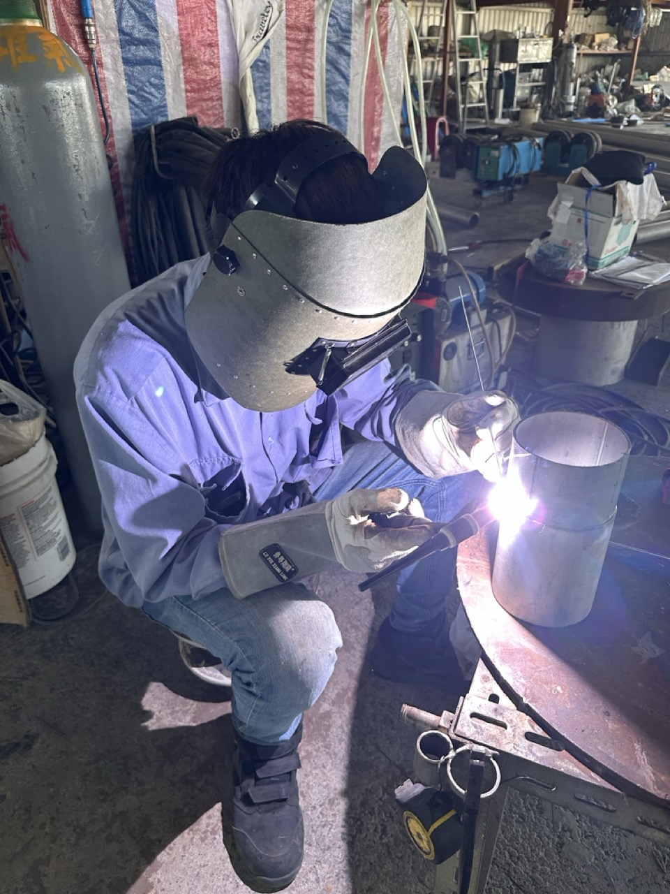 Hole-punching-and-pipe-cutting